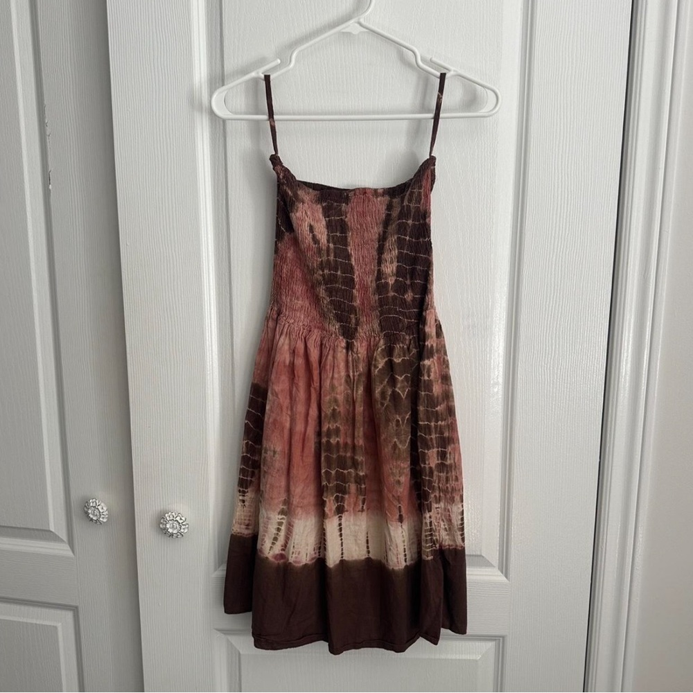 Tie Die Smocked Strappless Brown & Pink Dress